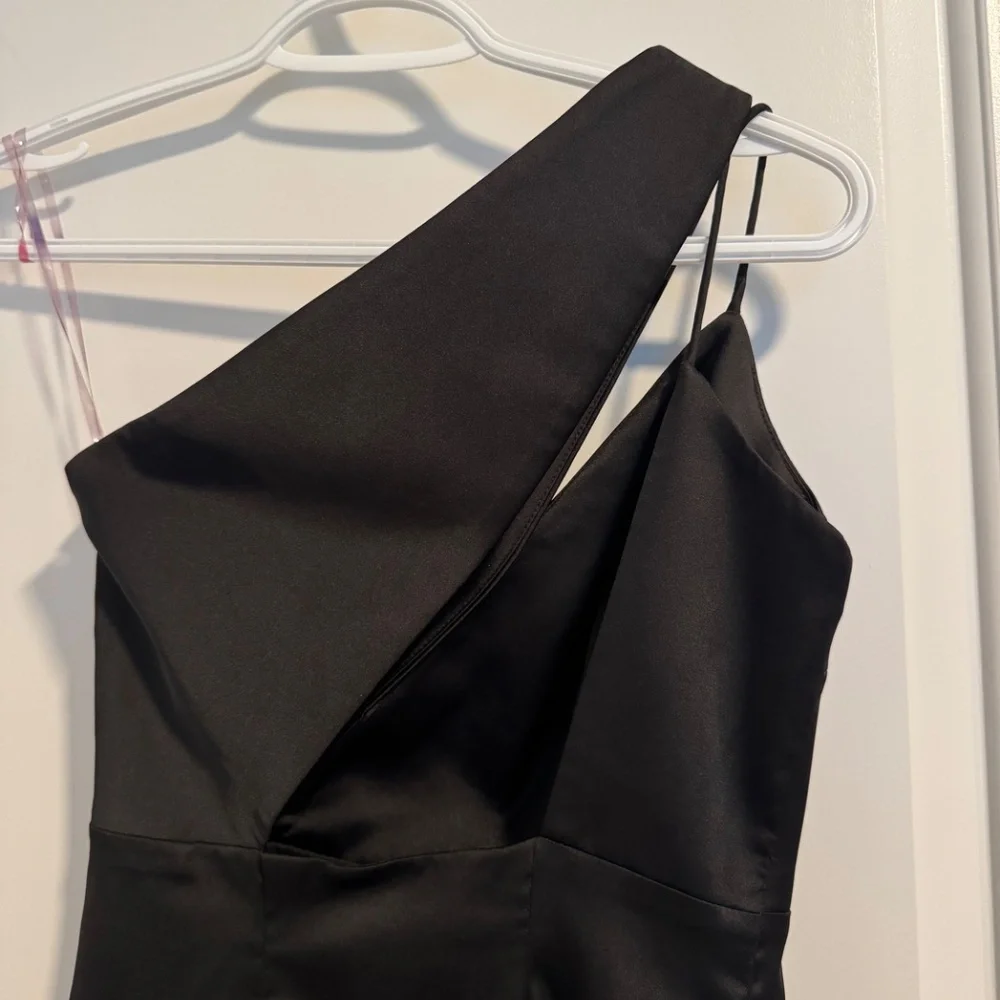 Meshki Aleena Asymmetrical Mini Dress Black XS - Picture 7 of 8